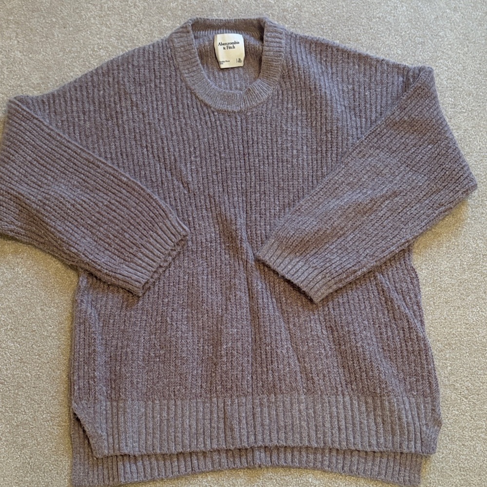 Abercrombie & Fitch Sweater